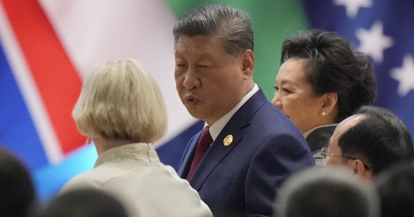 В Китае задают запрещенный вопрос: кто придет к власти после Си Цзиньпина?