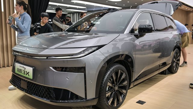 Toyota снова атакует рынок Китая с новой стратегией и более доступными моделями