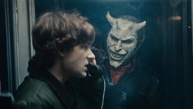 Хоррор «Черный телефон 2» возглавил чарт кассовых сборов Северной Америки