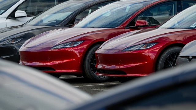 Прибыль Tesla разочаровала, несмотря на рекордный скачок квартальных продаж