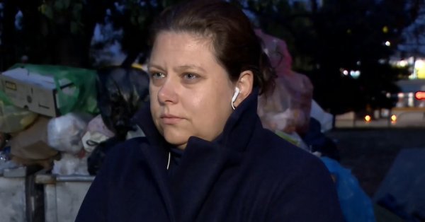 Гробатеры и заключенные убирают «Красное село» из-за кризиса с мусором