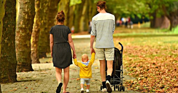 Франция объявлена «без детей», сражаясь с буржуазными, а не любимыми наследниками