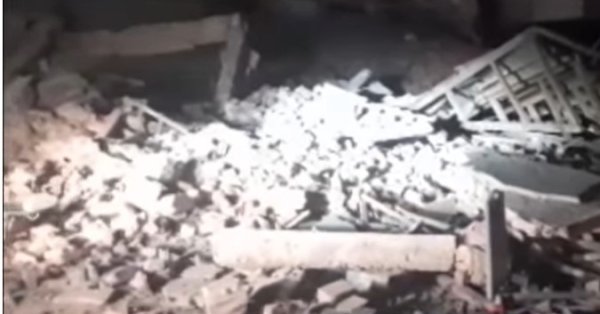 330 афтершоков: в Турции повреждено 30 зданий