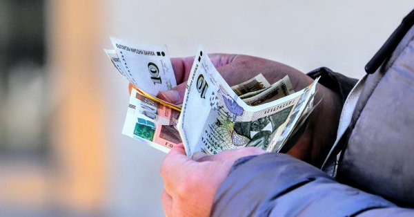 7 октября начинается выплата пенсий