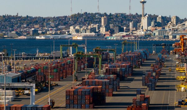 Всемирный валютный рынок увеличивается до 10 триллионов долларов в день из -за обязанностей