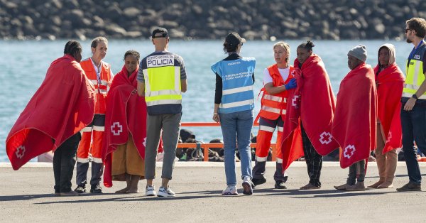 У берегов Туниса утонули не менее 40 мигрантов