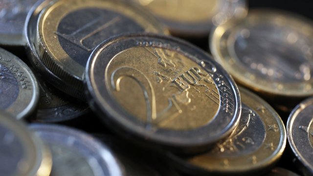 Экономист: Налоги повышать нельзя, а расходы корректировать