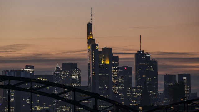 Немецкие компании становятся все более неуверенными в своем будущем развитии