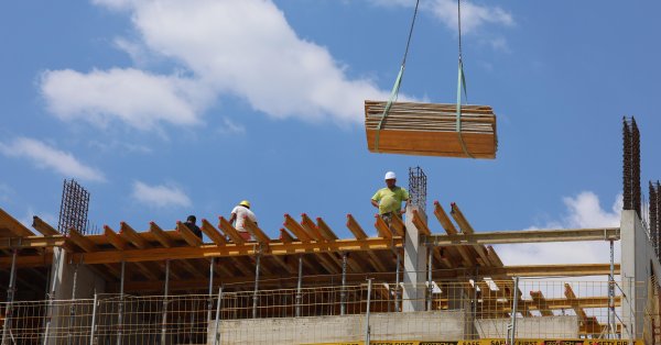 Свойства в Болгарии могут достигать средней цены от 4000 до 5000 евро за квадратный метр с зоной евро