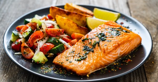 Сегодняшний рецепт: Лосось с маслом.