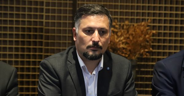 Мэр «Изтока»: Бачев пугает меня приглашениями нотариусов, он очень растерян!