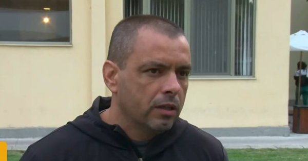 4-летний Марти имеет длинную реабилитацию, он должен научиться ходить и снова говорить