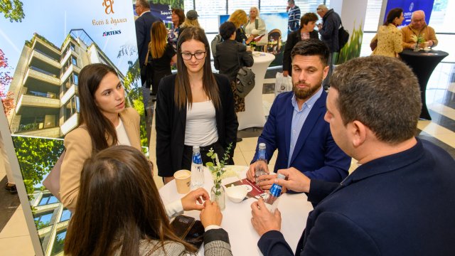 Строительство завтрашнего дня