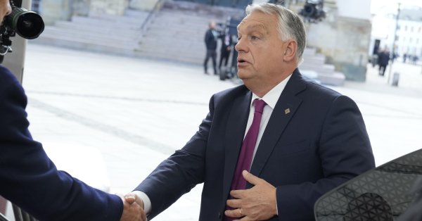 Человек, который угрожает 15-летнему правлению Виктора Орбана Венгрией