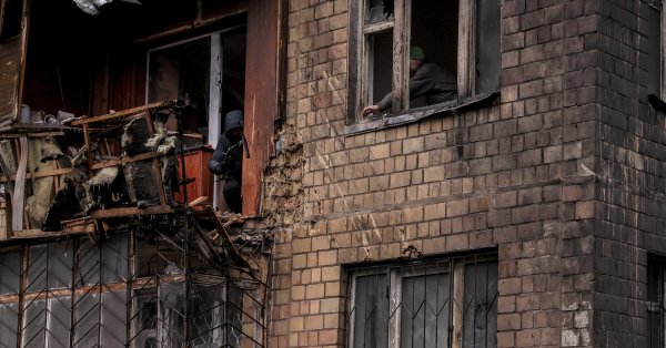 В Киеве в результате обстрела пострадали два многоэтажных дома