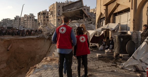 Израильские военные начали атаку на Газу