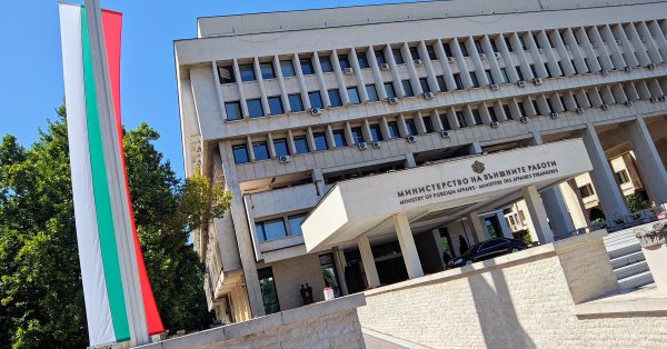 МИД: Запроса из Москвы на пролет самолета Путина через наше воздушное пространство нет