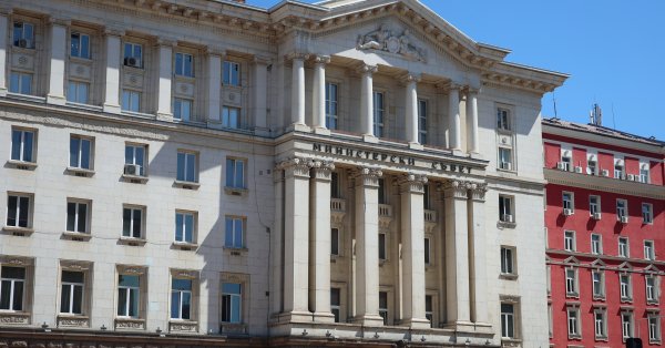 NCT обсуждают, будет ли минимальная заработная плата с BGN 136 прыгать