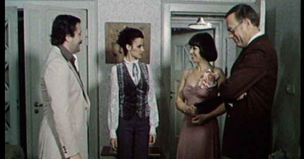 В "Тифонах с нежными именами" в Болгарии В ЭФИРЕ: Эти женщины все перепутали...