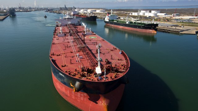 Аналитик: Путина может оказать давление на мир в Украине из-за низкой цены на нефть