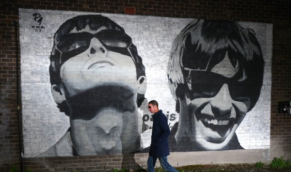 Почему Британия все больше тоскует по своему культурному центру 90-х?