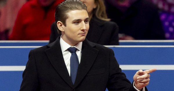 19-летний Бэррон Трамп, играющий ключевую роль в управлении TikTok?