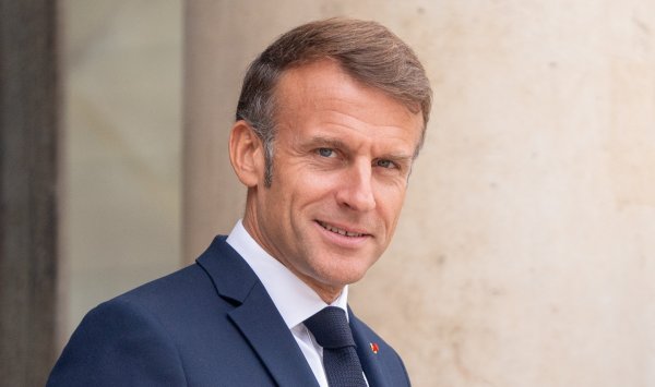 Последняя попытка Макрона добиться политического согласия потерпела первый удар