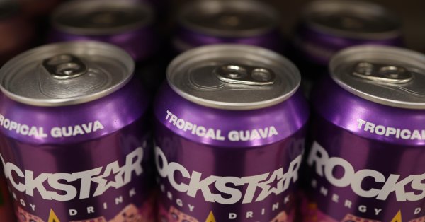 Португалия запрещает продажу энергетических напитков лицам в возрасте до 16 лет.