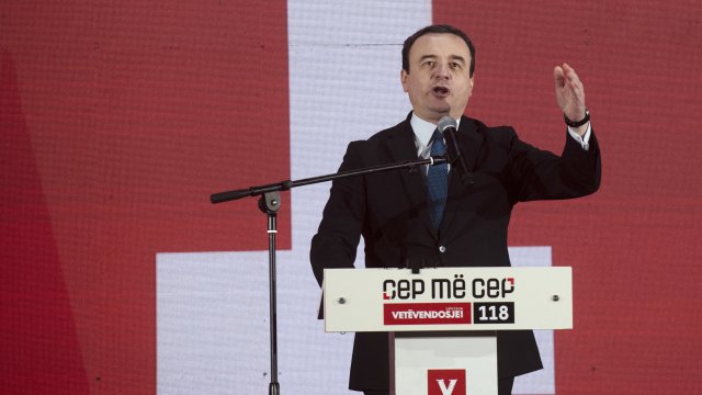 Косово не смогло сформировать правительство, политический тупик усугубляется