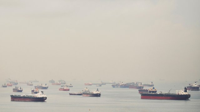 Рынок нефти готовится к долгожданному профициту