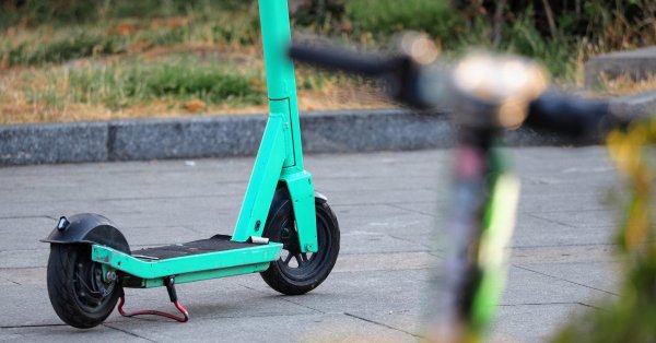 49-летний мужчина с уровнем концентрации более 2 промилле разбил свой скутер в Бургасе.