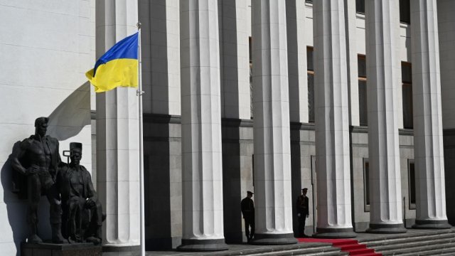 Зеленский: Россия намеренно ждала ухудшения ситуации, чтобы атаковать энергетические объекты