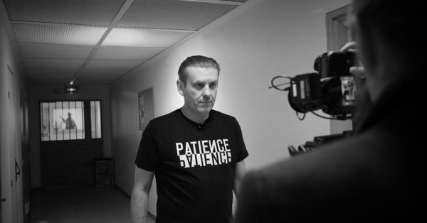 Бывший грабитель банков об ограблении века: я предупредил Лувр, что драгоценности в опасности