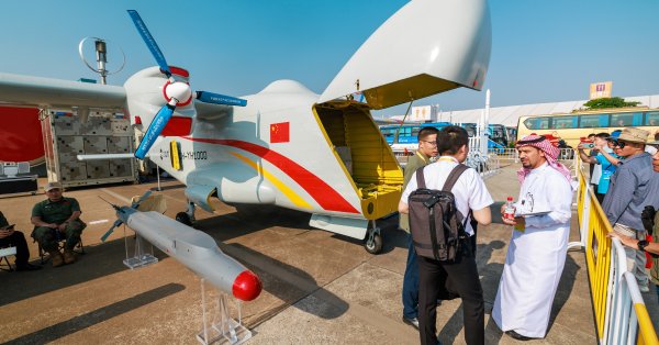 Китай представил самый большой в мире беспилотный грузовой самолет