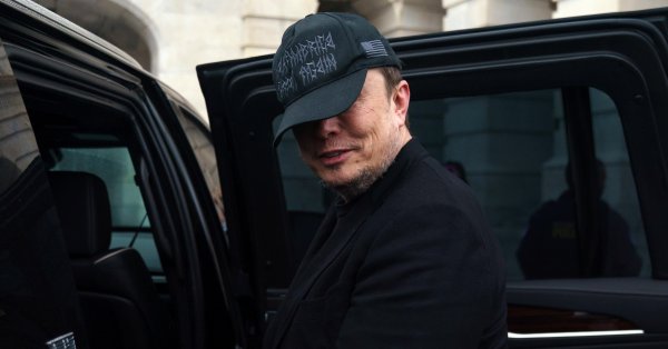 Маск раскритиковал назначенного Трампом главу НАСА за глупость для этой работы