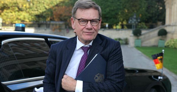 Министр иностранных дел Германии пообещал Болгарии поддержку против России