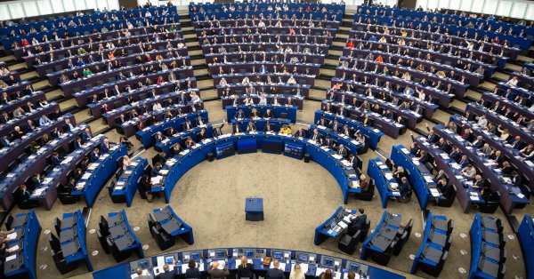 Новые страны могут присоединиться к ЕС, но без полного права голоса