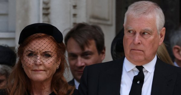 Скандал с «Эпштейном» потряс и монархию: принц Андрей отказался от своих титулов