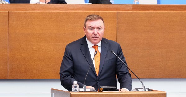 Костадин Ангелов настаивает на национальной программе ожирения