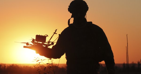 Я могу убить и не судить: украинские заключенные обмениваются камерой на поле битвы