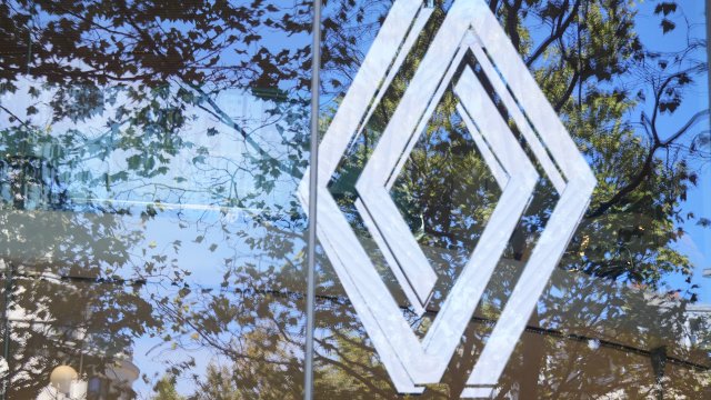 Renault планирует сократить 3000 рабочих мест с акцентом на администрацию