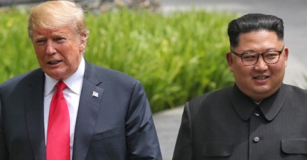 Они рассматривают возможность новой встречи Дональда Трампа и Ким Чен Ына.