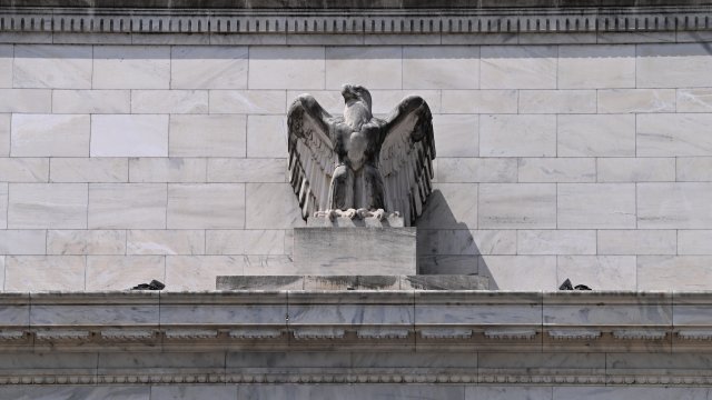 Решения ЕЦБ и ФРС по процентным ставкам будут в центре внимания инвесторов на этой неделе