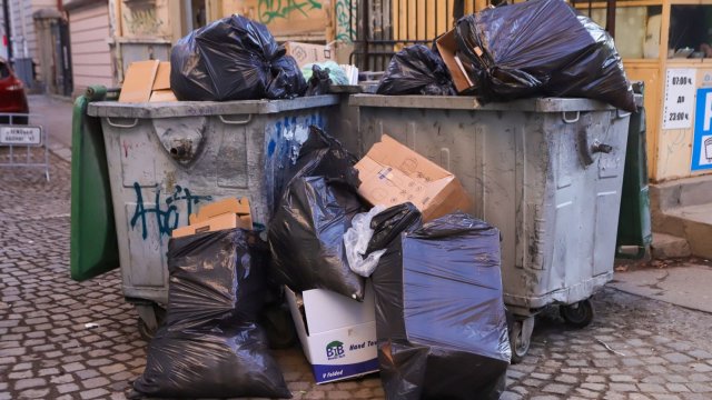 София представляет кризисную схему для коллекции в Lyulin и Krasno Selo