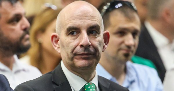 Волгин: Неважно, платим ли мы в евро, долларах или рублях