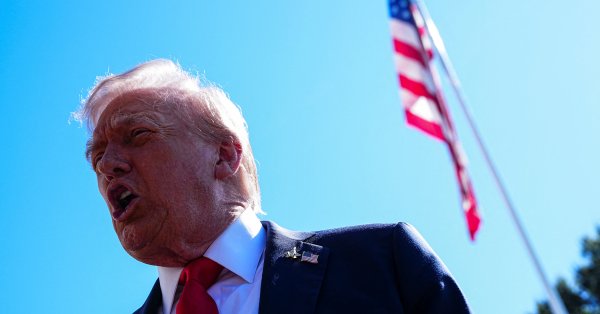 Трамп: Соединенные Штаты ударили на другом лекарственном корабле возле Венесуэлы