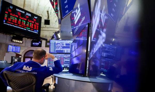 Уолл-стрит предупреждает покупателей S&P 500 о возможной турбулентности