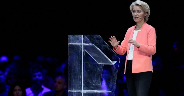 Ursula von der Layen посетит Косово 15 октября