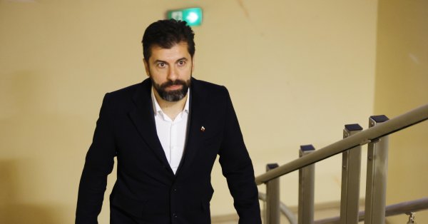 Кирил Петков Слави: Каждый человек стоит столько, сколько весит его слово