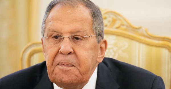 Лавров: Расширение НАТО "не останавливается ни на минуту", несмотря на все обещания